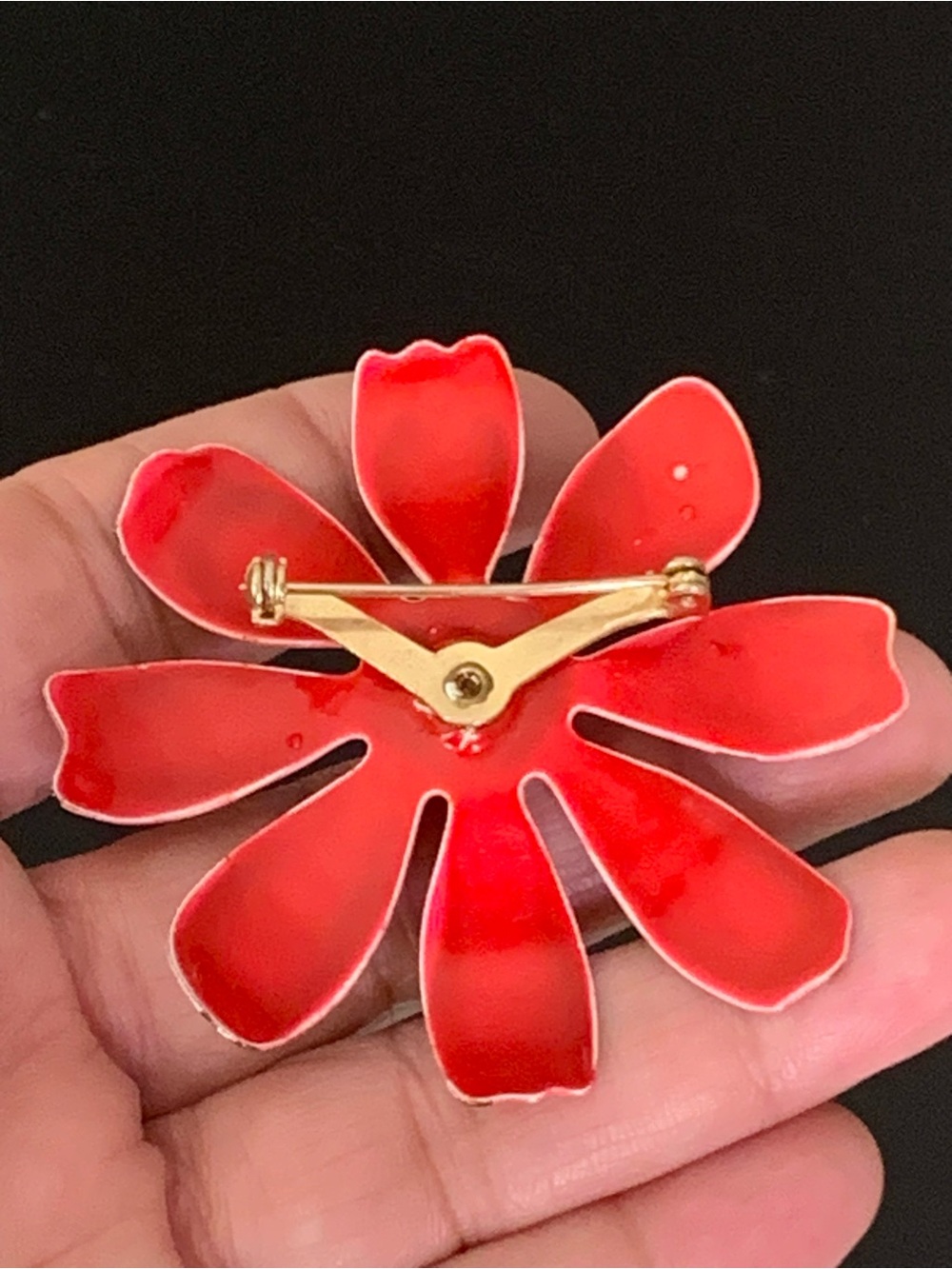 Vintage Enamel Daisy Flower Brooch Pin - Picture 5 of 8
